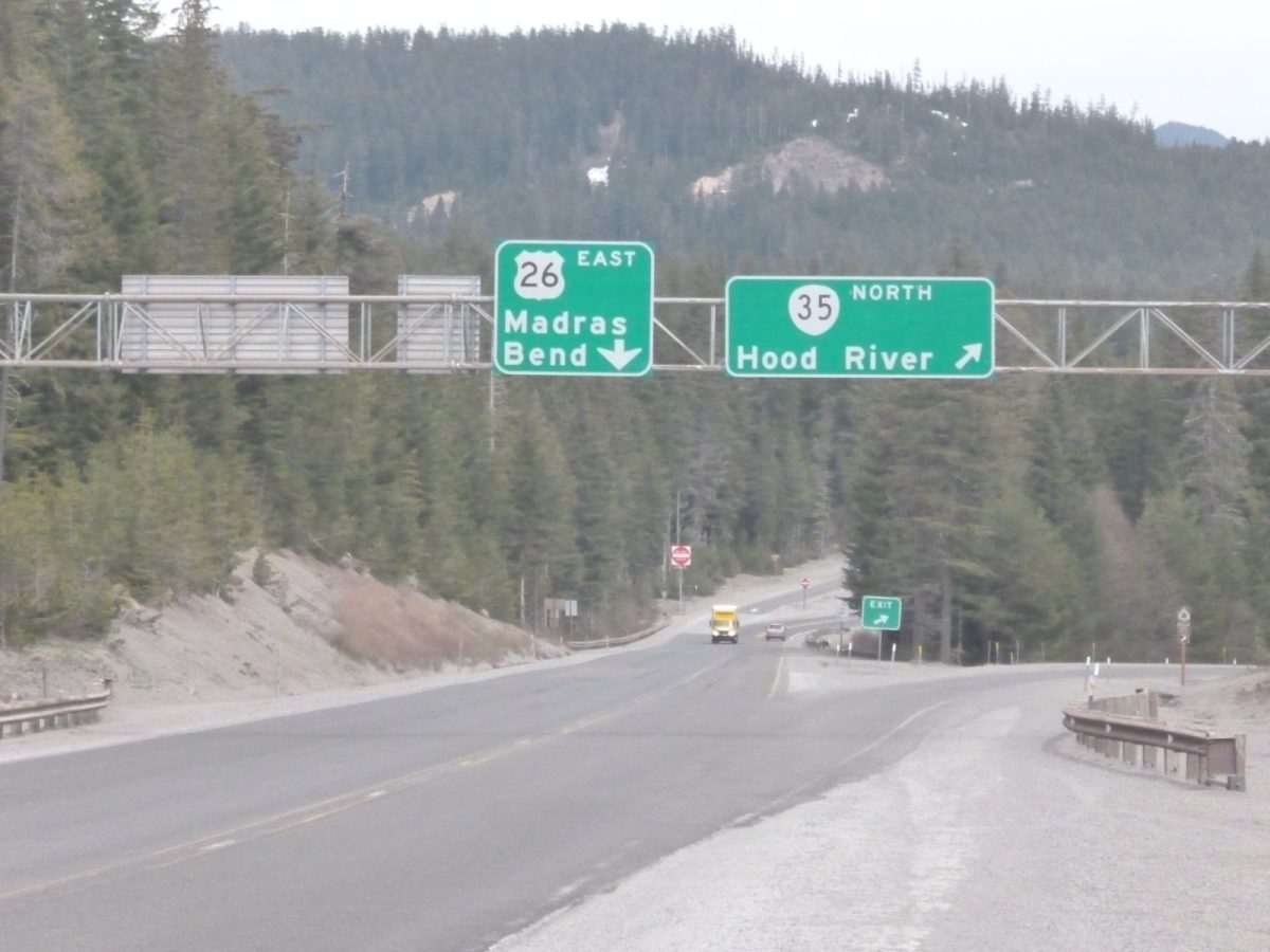 portland to bend view from highway